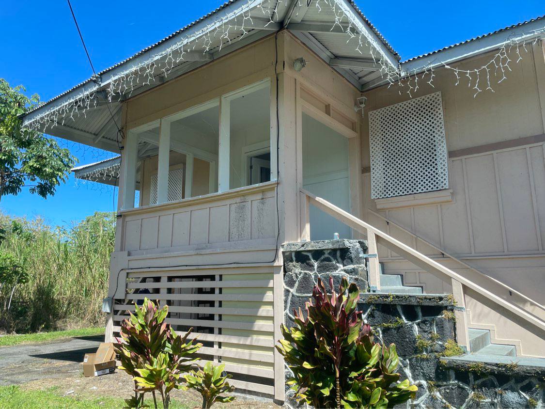 15-2527 Keaau-Pahoa Hwy - B Pahoa Side